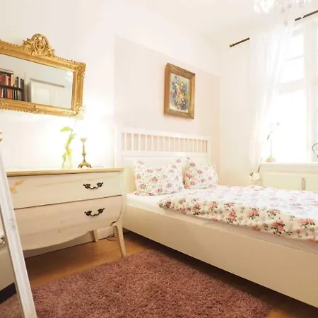 Kapitaenshaus Josame 2, Nur 350 M Zum Rostock