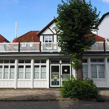 Kapitänshaus Josame 2, Nur 350 M Zum Rostock